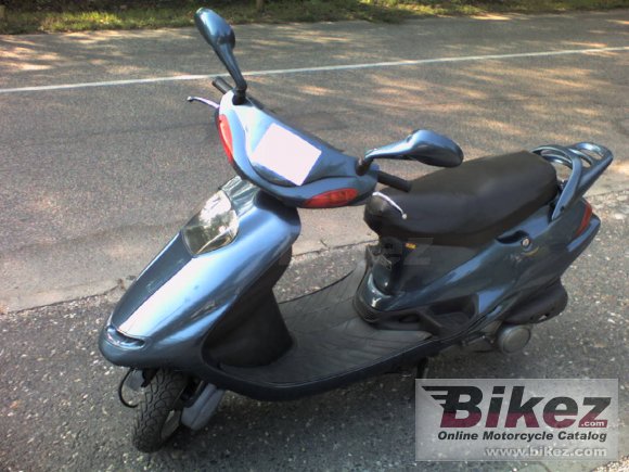 1997 Kymco Heroism 125 photo